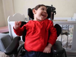 Ortopedi Sandalyelerine Kavuşan Engelli Çocukların Büyük Sevinci