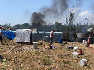 Fethiye’de Otluk Alanda Çıkan Yangın Korkuttu
