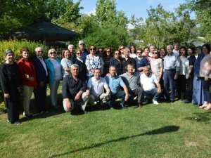 Liseli Arkadaşlar 40 Yıl Sonra Buluştu