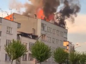 Trabzon’da Çatı Yangını Korkuttu