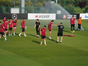 A Milli Futbol Takımı, Faroe Adaları Maçı Hazırlıklarını Sürdürdü