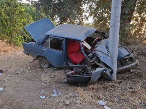 Aydın’da Çaldıkları Araçla İ̇zmir’de Kaza Yapan 15 Yaşındaki İki Çocuk Ağır Yaralandı