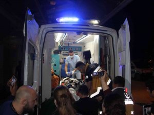 Konya’da Otomobil İle Minibüs Çarpıştı: 2’si Ağır 3 Yaralı