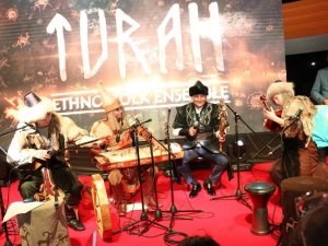 Toroslar’da Turan Ethno Folk Band Rüzgarı