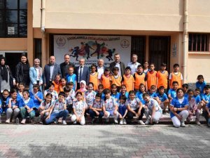 Geleneksel Çocuk Oyunları Şenliği Düzenlendi