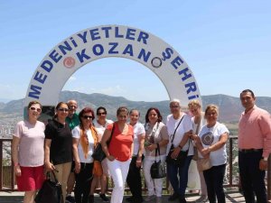 "Türkiye’nin Toskanası" Diyorlar... Kozan’a Ziyaretçi Akını