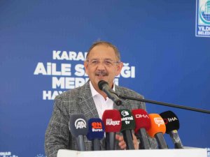 Ak Parti’li Özhaseki: "Kasabaları İdare Edemeyecek Adamlar, Cumhurbaşkanı Adayıyım Diye Tafra Satıp Geziyorlar"