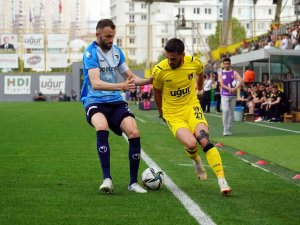Spor Toto 1. Lig: İ̇stanbulspor: 0 - Bb Erzurumspor: 0 (Maç Devam Ediyor)