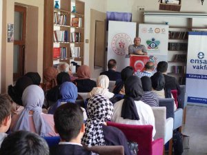 Kütahya’da “2023 Ve Gençlik” Konulu Çalıştay