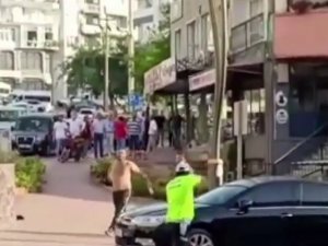 İ̇zmir’de Ceza Yazdı Diye Polise Böyle Saldırdılar