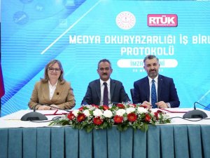 Meb İle Rtük Arasında "Medya Okuryazarlığı İ̇ş Birliği Protokolü" İmzalandı