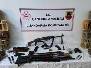 Sınırdan Geçirilen Uzun Namlulu Silah Ve Tabanca Ele Geçirildi