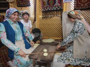 Alanya Kültürünü Yansıtan Stantlar Yoğun İlgi Gördü
