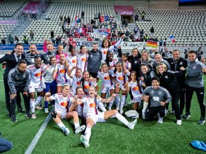 Fransa Kadınlar 1. Lig Şampiyonu Olympique Lyon