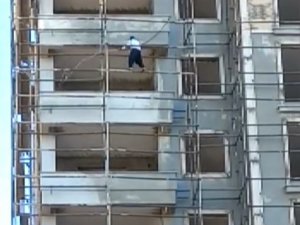 İ̇nşaatta Tehlikeli Çalışma