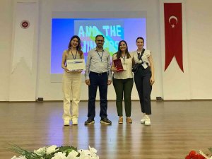 Paü, Iche2022 Konferansından İki Ödül İle Döndü