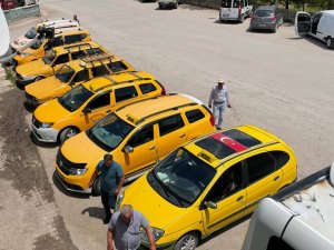Korsandan Bıkan Taksiciler Kontak Kapattı