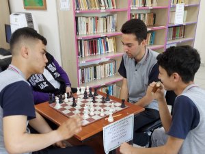 Lisede Satranç Turnuvası Heyecan İçinde Geçti