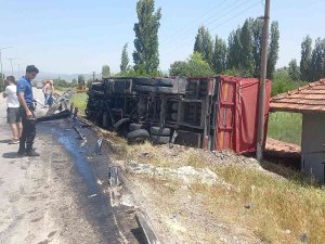 Gediz’de Trafik Kazasında Faciadan Dönüldü
