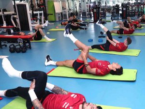 A Milli Futbol Takımı, Sabah Çalışmasıyla Hazırlıklarını Sürdürdü