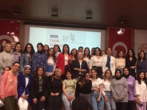 Hitit Üniversitesi’nde “Çocuk Hakları Ve İ̇hmal-i̇stismar” Konulu Panel