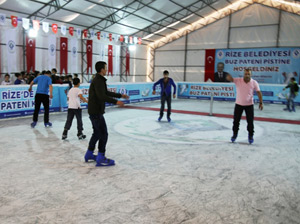 Buz Pateni Pisti Rize'de Açıldı
