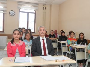 Tahmazoğlu Kursiyerlerle Bir Araya Geldi