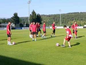 A Milli Futbol Takımı, Down Sendromlu Sporcuları Ağırladı