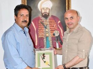 Oral: Sanat Adına Önemli Bir Çalışmaya İmza Attık