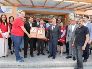 Yenilenen Okula Bilgisayar Bağışlandı