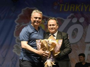 Muratpaşa Belediyesi’nin Yöresel Renler Festivali Devam Ediyor