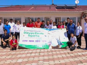 Koşarak Teknoloji Bağımlılığına Dikkat Çektiler