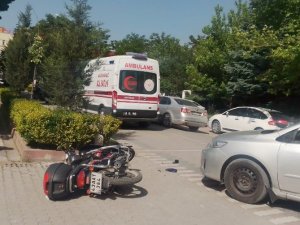 Tavşanlı’da Motosiklet İle Otomobil Çarpıştı: 1 Yaralı
