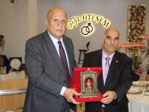 Esob Başkanı Karaman İçin Veda Yemeği Düzenlendi