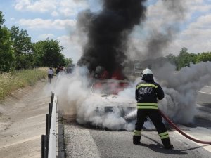 Avrupa Otoyolu’nda Araç Yangını