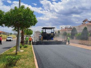 Döşemealtı Belediyesi, İlçeyi Modern Yollara Kavuşturuyor