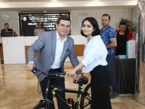 Kepez Belediyesi’nin 23 Nisan Resim Yarışması’nın Ödülleri Sahiplerini Buldu