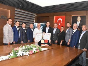 Uşak’ın Tarhanasından Sonra Helvası Ve Gelin Tatlısı Da Tescillendi