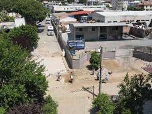 İ̇sabeyli’de Yangından Etkilenen Yollar Yenilendi