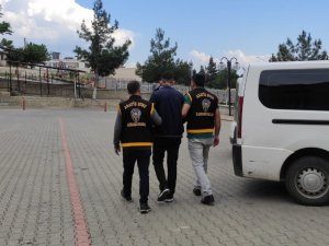 Hırsızlıktan 14 Yıl Hapis Cezası İle Aranan Hükümlü Yakalandı