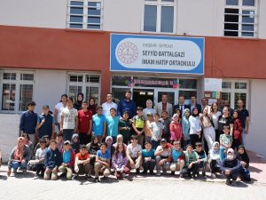 Seyitgazili İ̇mam Hatipli Öğrencilerinden Bilim Şenliği