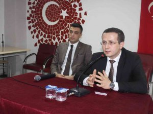 Başsavcı Durmaz Kariyer Günlerinde Öğrencilerle Buluştu