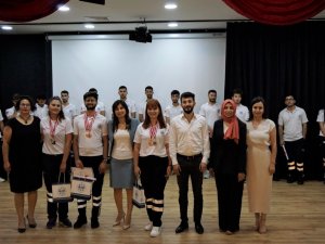 Alkü’lü Paramedikler İlk Yeminlerini Etti