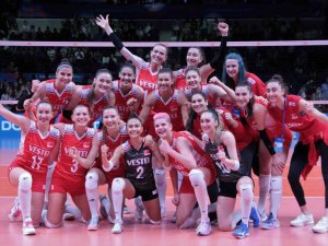 Fıvb Milletler Ligi: Türkiye: 3 - İ̇talya: 0