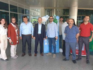 Sağlıkçılar Farkındalık Standı Açtı