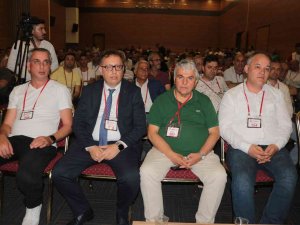 Balıkesirspor’da Başkan Nedim Ömer Oldu