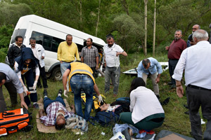 İnşaat İşçilerini Taşıyan Minibüs Kaza Yaptı: 7 Yaralı