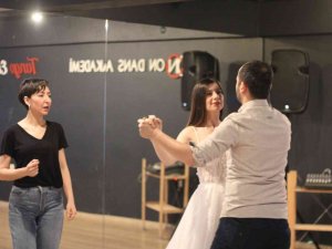 Koreografilerden Düğün Dansına Doğru