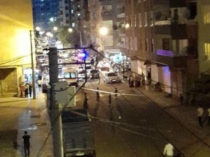 Sokak Ortasındaki Silahlı Kavgayı Dua Ederek Çekti