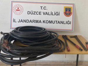 Kablo Hırsızı Ormana Kaçarak İzini Kaybettirdi